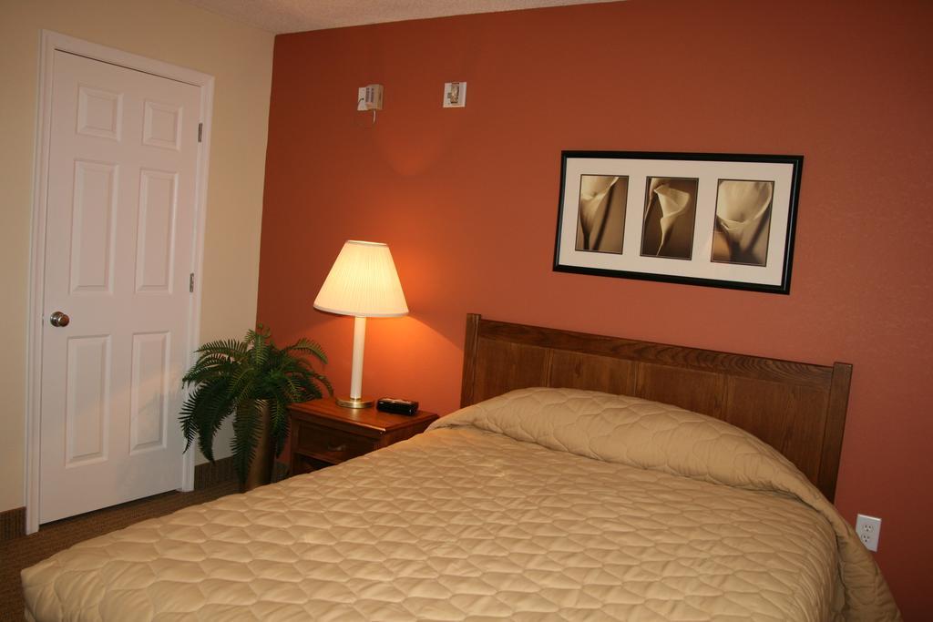 Affordable Suites Of America Fredericksburg Luaran gambar