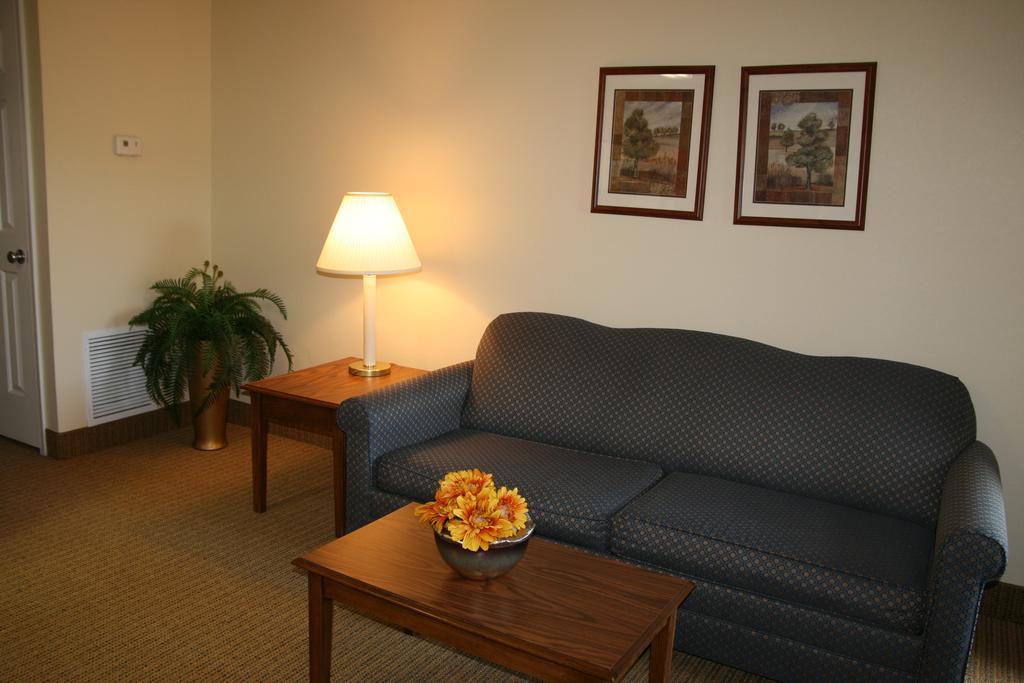 Affordable Suites Of America Fredericksburg Luaran gambar