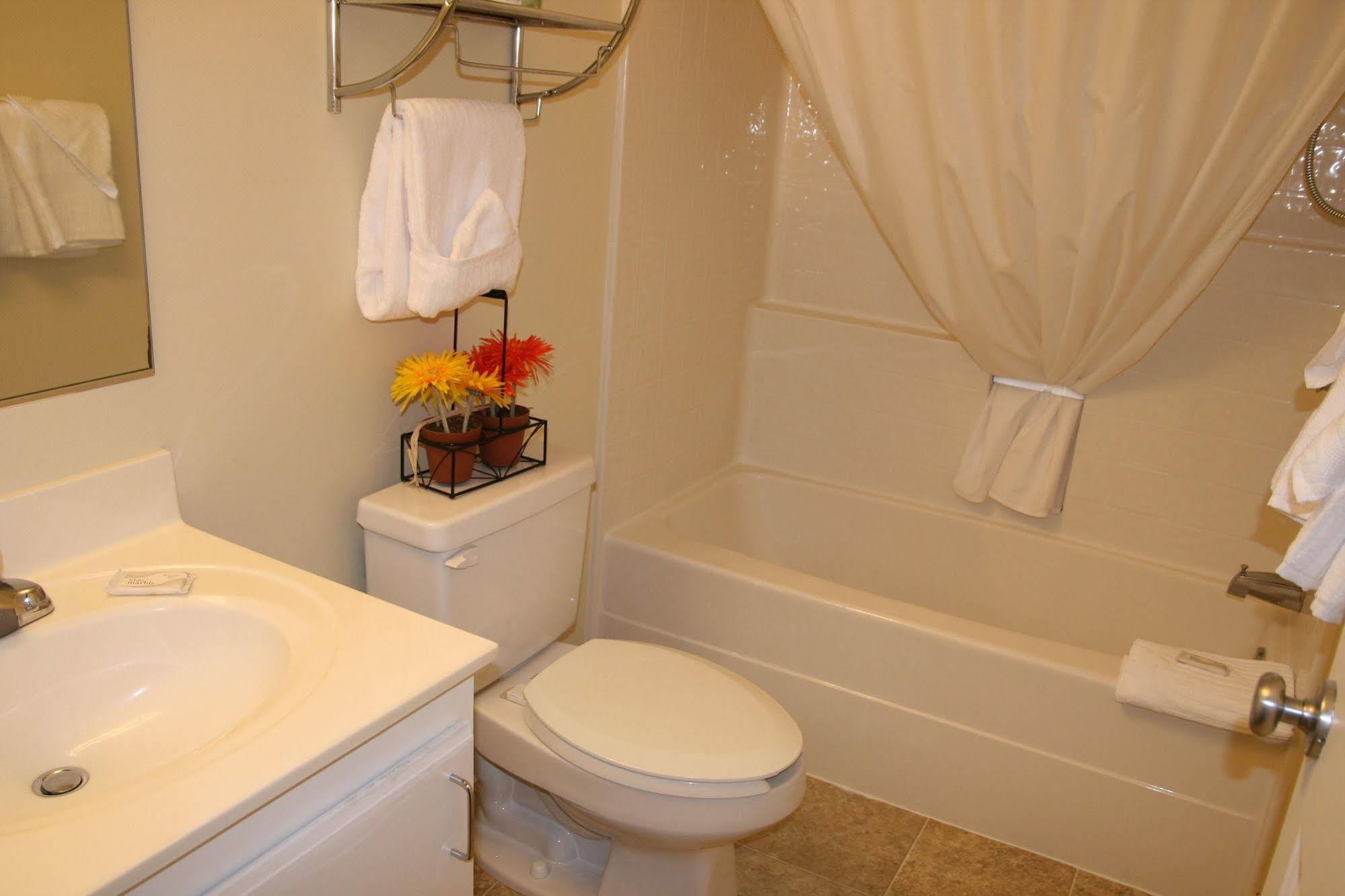 Affordable Suites Of America Fredericksburg Luaran gambar