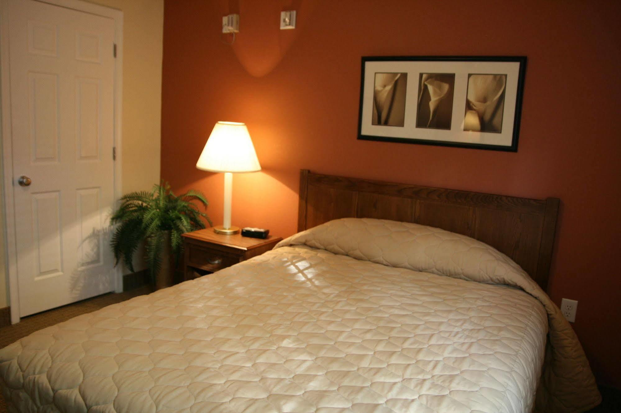 Affordable Suites Of America Fredericksburg Luaran gambar