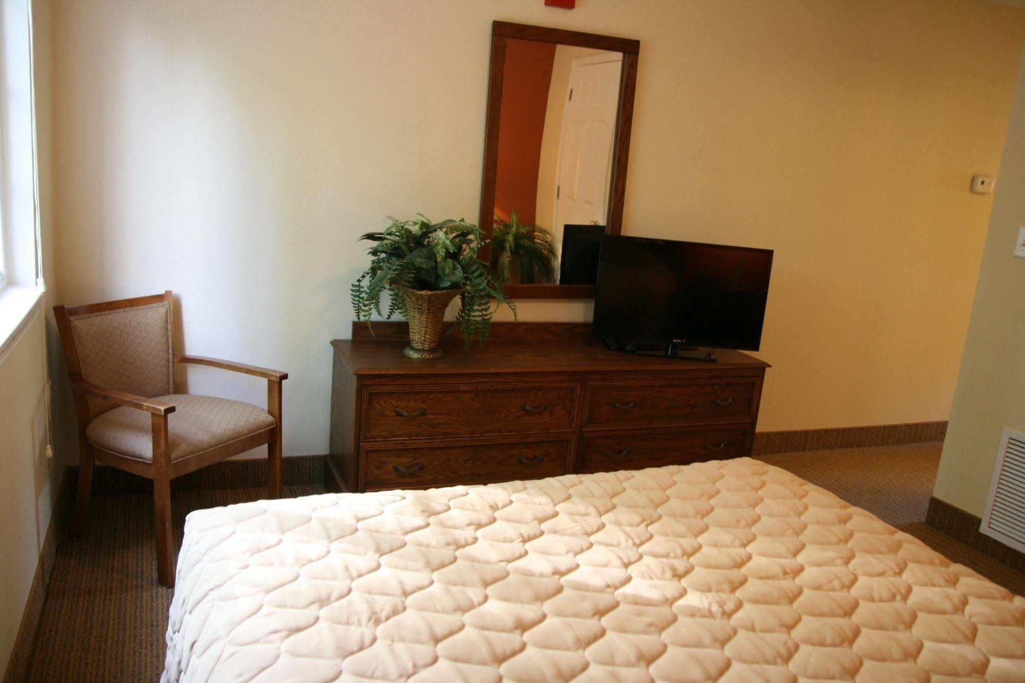 Affordable Suites Of America Fredericksburg Luaran gambar