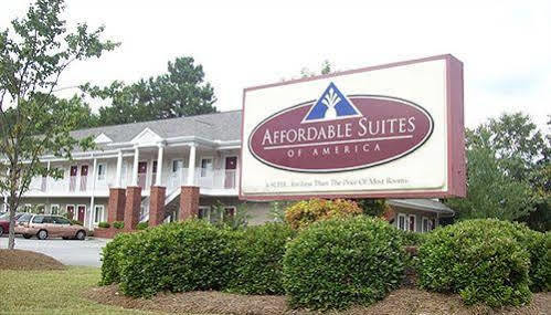 Affordable Suites Of America Fredericksburg Luaran gambar